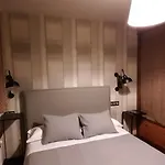 Hostel-albergue Monte Perdido *