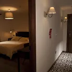 Hostal Hostel-albergue Monte Perdido *