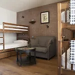 Hostel-albergue Monte Perdido *