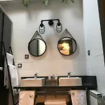 Hostal Hostel-albergue Monte Perdido *