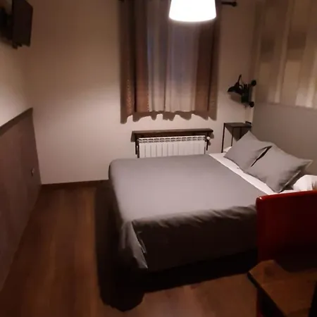 Hostel-albergue Monte Perdido Vandrarhem Torla