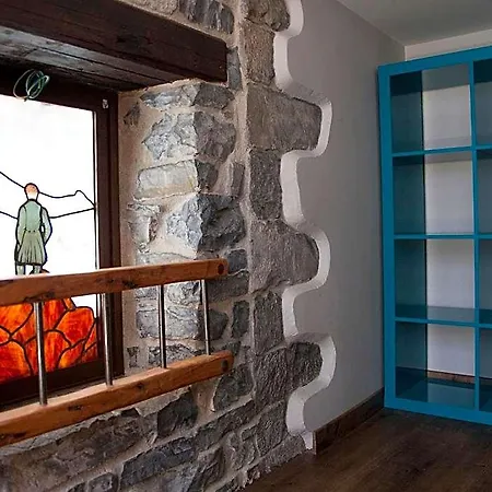 Hostel-albergue Monte Perdido *