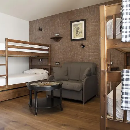 Hostel-albergue Monte Perdido *