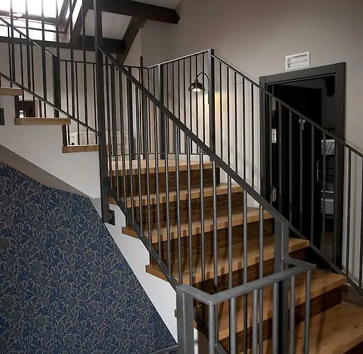 Hostel-albergue Monte Perdido *