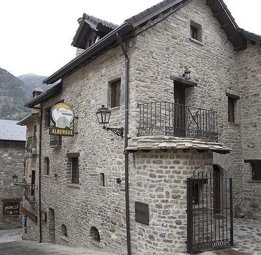 Hostel-albergue Monte Perdido *