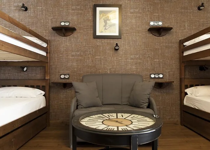 Hostel-albergue Monte Perdido Hostel *