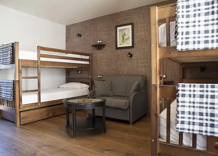 Hostel-albergue Monte Perdido *