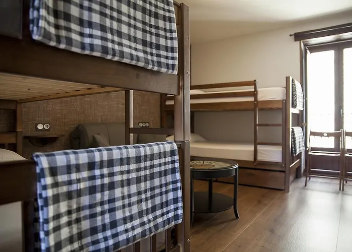 Hostel-albergue Monte Perdido * Torla